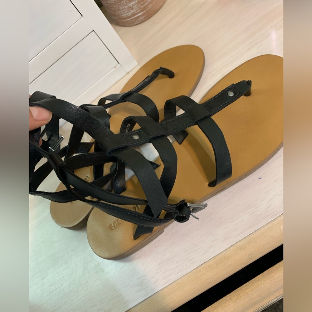 Sandals - Picture 4 of 5
